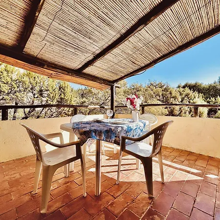 White I Caprifogli * バージャ・サルディニア